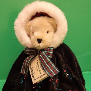 North American Bear Muffy VanderBear 1996 A Christmas Carol: Bearly In Tune -NEW